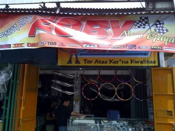 Roby New Gaya Speed Shop Racing Parts storefront, Palmerah, 1998